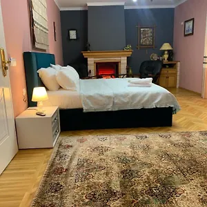 https://belux-hotel.hotels-in-tirana.com